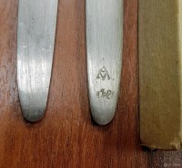 Re: Кто узнает производителей? / ТЗ Москва. Завод Метхозизделий. (Староалексеевская, 24). Щипцы для колки орехов. Фото2. У Unnah с otzovik.com.jpg
310.24 КБ, Просмотров: 48498