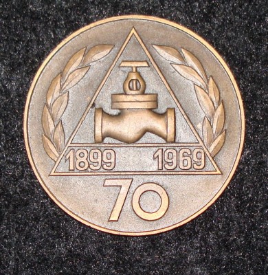 Продам медаль Severočeská armaturka 70 лет 1899 - 1969 / DSC05083.JPG
244.78 КБ, Просмотров: 27607