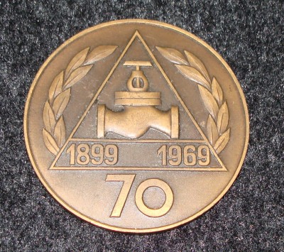 Продам медаль Severočeská armaturka 70 лет 1899 - 1969 / DSC05081.JPG
345.01 КБ, Просмотров: 27607