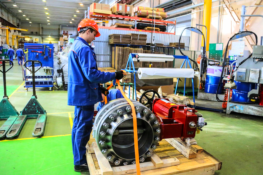 Фото недели: на заводе «ДС Контролз» импортозаместили компонентную базу в выпуске трубопроводной арматуры на 95%