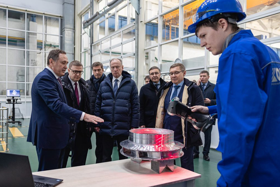 Секретарь Совета Безопасности РФ посетил механосборочный цех АО «КОНАР»