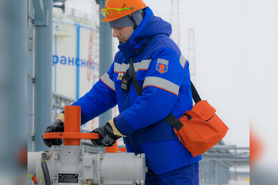 АО «Транснефть - Западная Сибирь» заменило запорную арматуру в ходе плановых работ на нефтепроводах