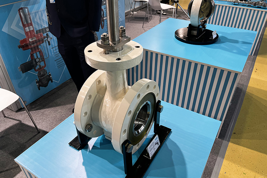 Фоторепортаж медиагруппы ARMTORG с международной выставки НЕФТЕГАЗ-2023