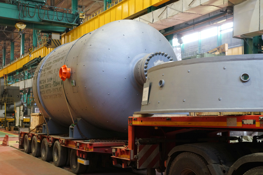 Завод «Ижора» поставил реактор для установки каталитического риформинга бензинов Р-3 по заказу АО «РНПК»