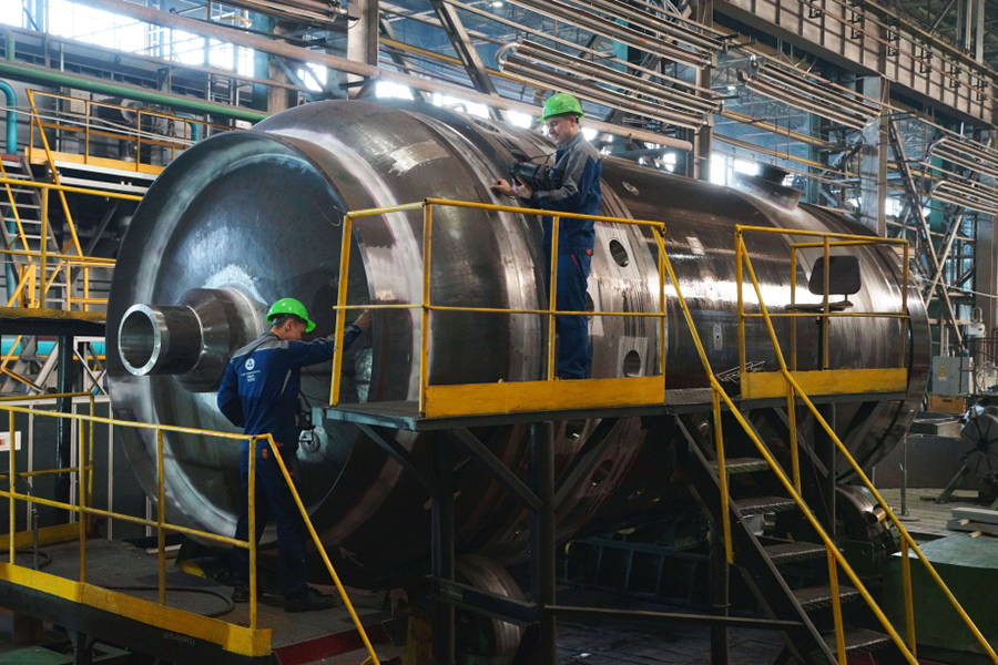 На заводе «Ижора» провели термоообработку полукорпусов компенсатора давления для энергоблока № 7 Тяньваньской АЭС