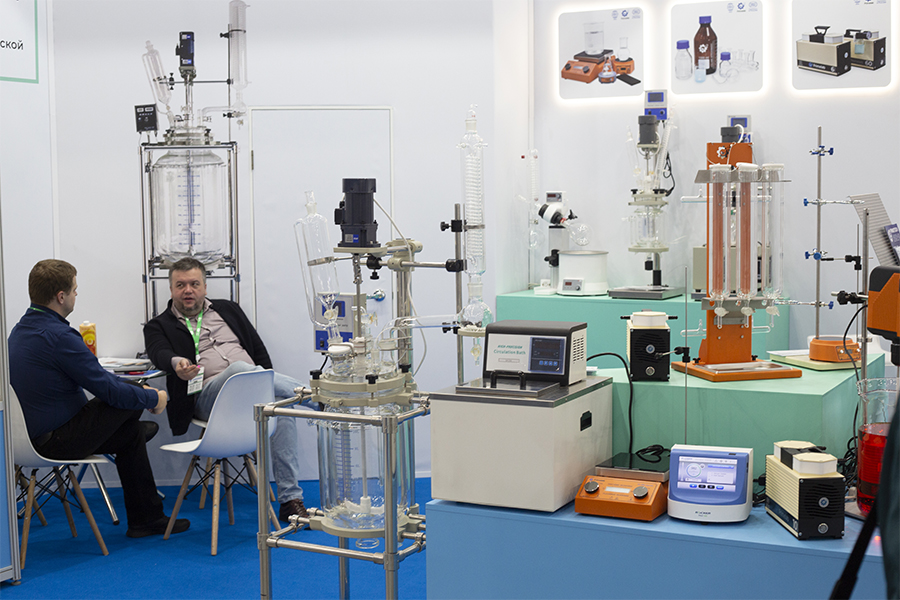 Фото недели: Медиагруппа ARMTORG посетила Татарстанский нефтегазохимический форум