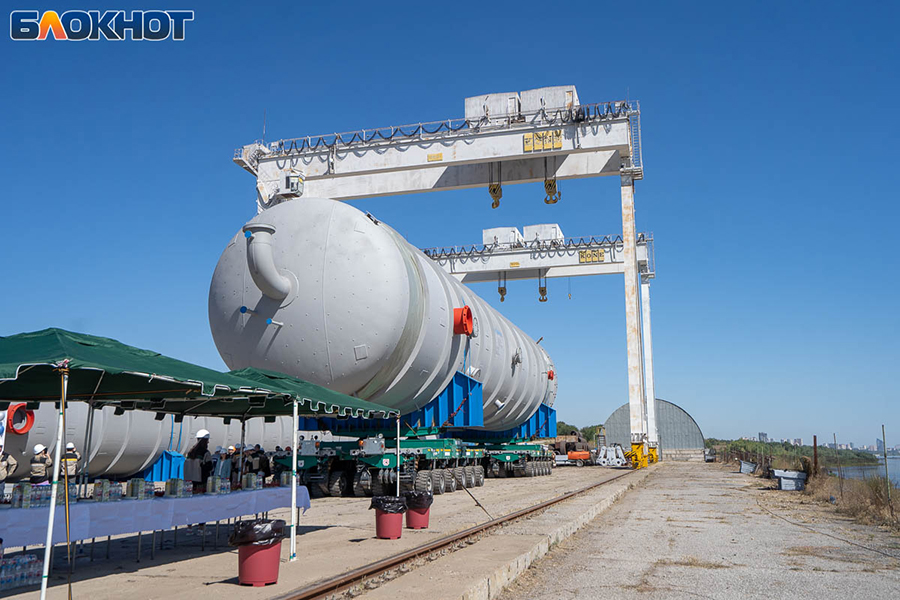 ОАО «Волгограднефтемаш» изготовило колонное оборудование с монограммой ИНТИ