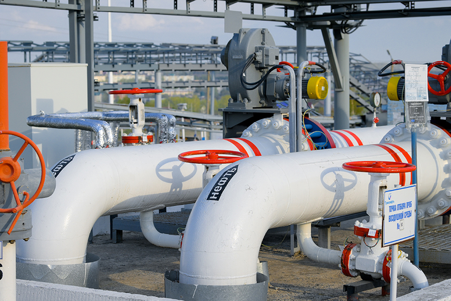 АО «Транснефть - Западная Сибирь» установило шиберные задвижки в ходе подключения реконструированных участков МНПП Омск - Сокур