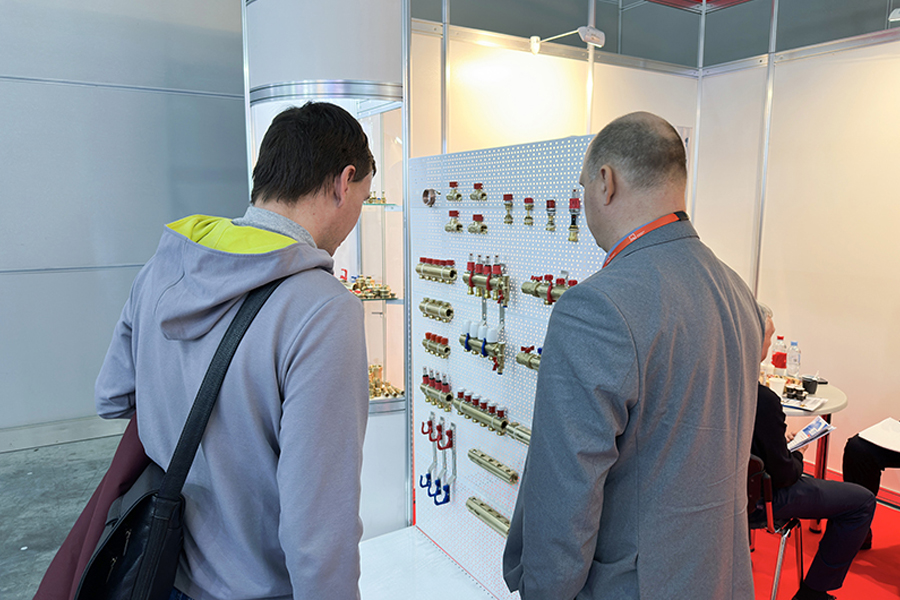 Фоторепортаж медиагруппы ARMTORG с международной выставки Aquatherm Moscow 2024