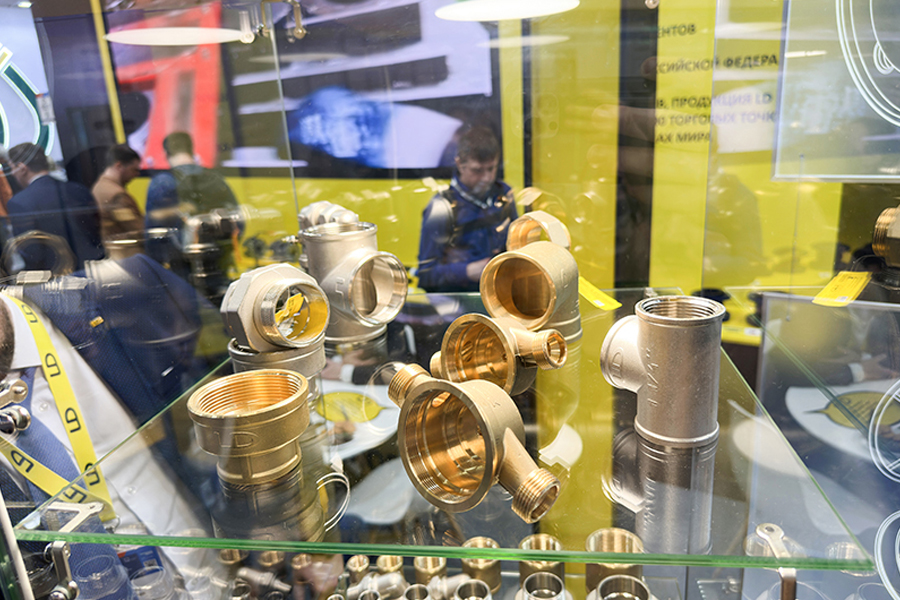 Фоторепортаж медиагруппы ARMTORG с международной выставки Aquatherm Moscow 2024