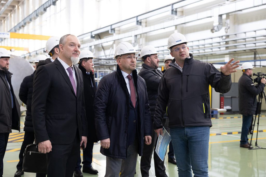 Посол Республики Казахстан в РФ Даурен Абаев побывал в Индустриальном парке «Станкомаш»