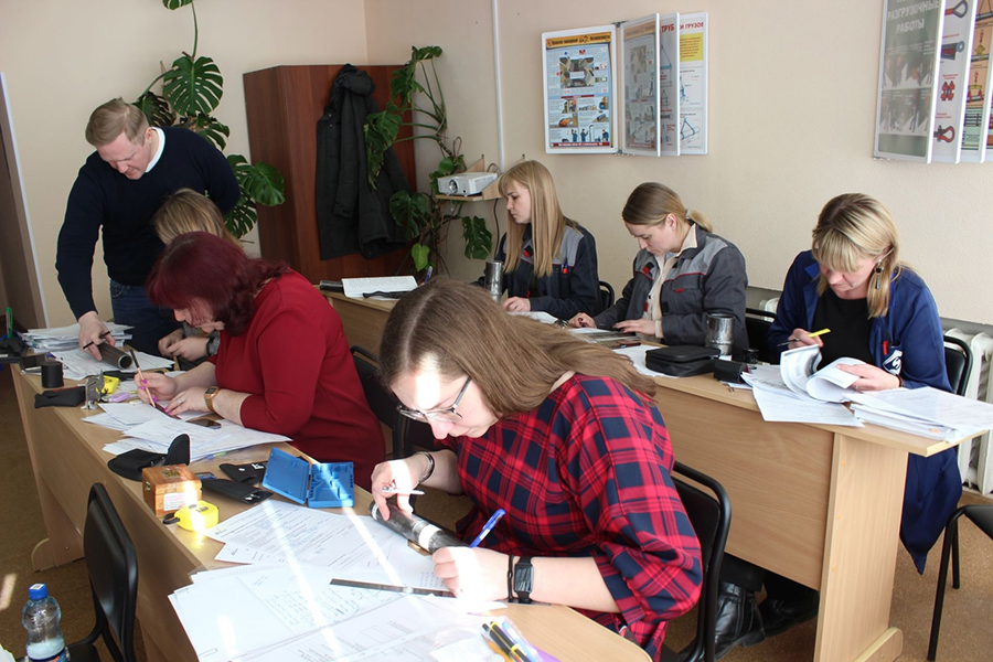 Профессиональное развитие сотрудников является одним из важнейших направлений корпоративной политики МК «Сплав»