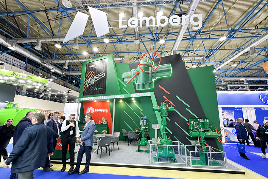Фоторепортаж медиагруппы ARMTORG с международной выставки НЕФТЕГАЗ 2024