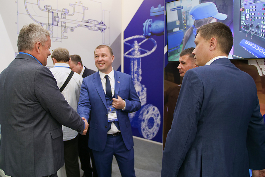 Фоторепортаж медиагруппы ARMTORG с 32-й Международной выставки «Газ. Нефть. Технологии»