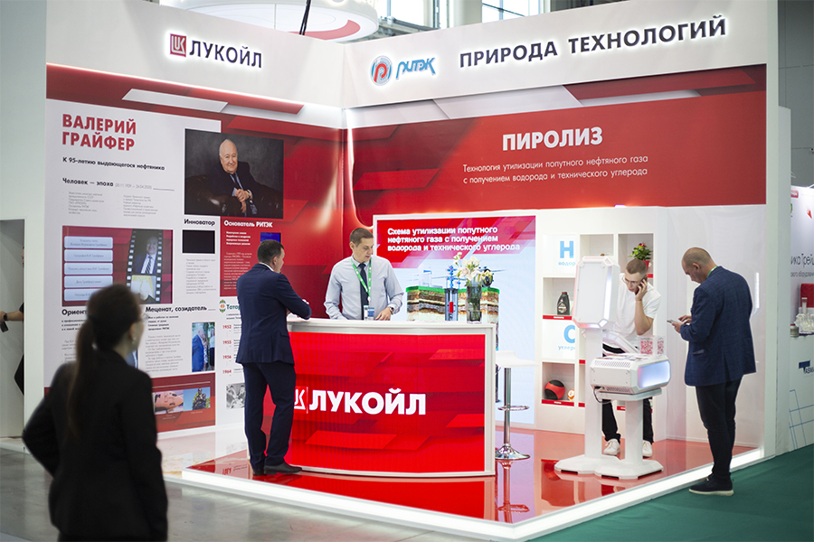 Фоторепортаж медиагруппы ARMTORG с Международной нефтегазохимической выставки «TatOilExpo-2024»