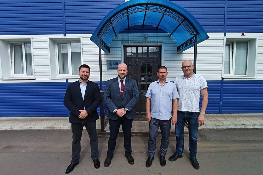 В ООО «Южноуральский арматурный завод» побывал представитель Группы «Илим» И.М Рагозин