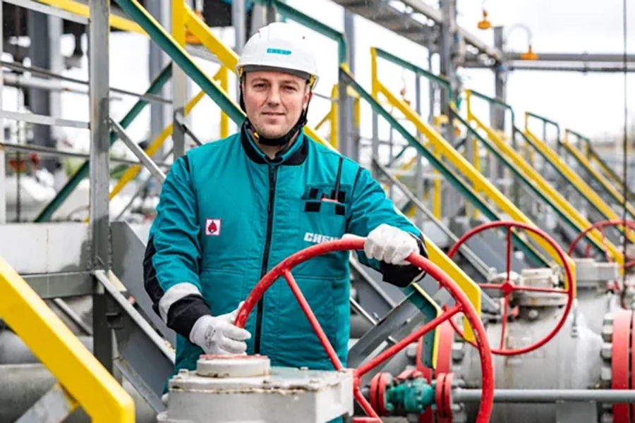 На Ноябрьской площадке «Запсибтрансгаза» заменили более 450 шаровых кранов