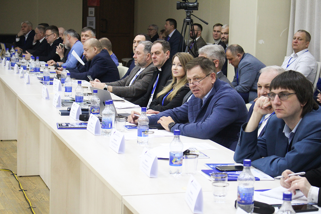 Заседание НТС Ассоциации «Сибдальвостокгаз» (Великий Устюг). Фоторепортаж медиагруппы ARMTORG