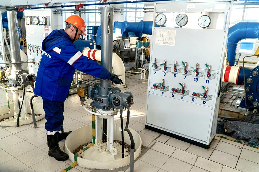 Специалисты АО «Транснефть – Дружба» выполнили замену запорной арматуры на производственных объектах