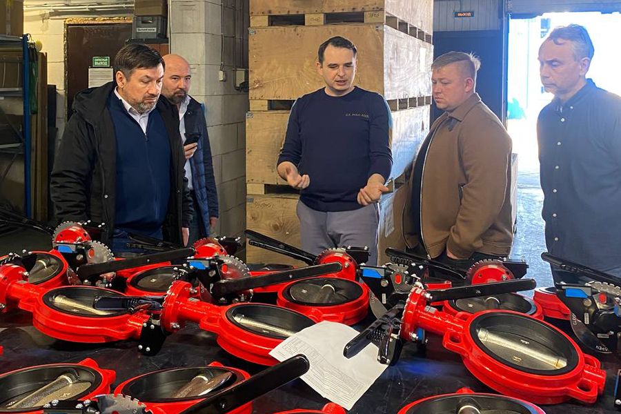 Гости из Татарстана ознакомились с технологиями производства и используемыми материалами в АО «ЭНЕРГИЯ»