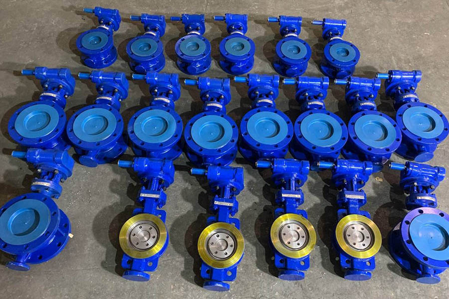 НПО «Спецнефтемаш» поставило в адрес заказчика партию дисковых затворов и шаровых кранов