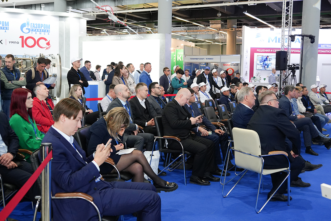 Фоторепортаж медиагруппы ARMTORG с международной выставки «Газ. Нефть. Технологии — 2025»