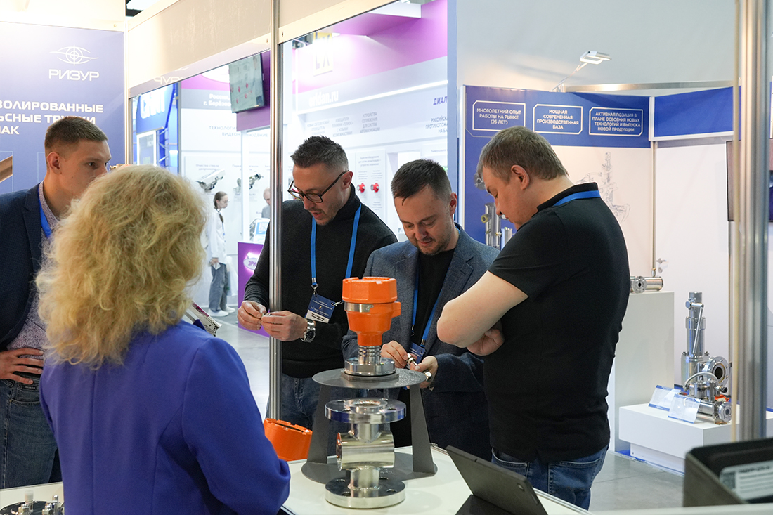 Фоторепортаж медиагруппы ARMTORG с международной выставки «Газ. Нефть. Технологии — 2025»