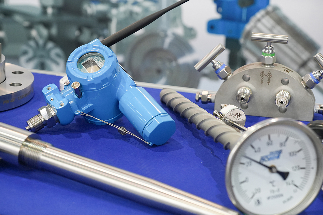 Фоторепортаж медиагруппы ARMTORG с международной выставки «Газ. Нефть. Технологии — 2025»