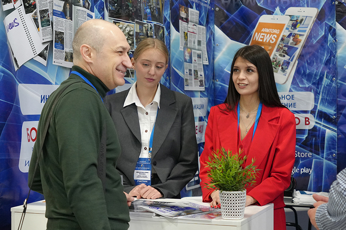 Фоторепортаж медиагруппы ARMTORG с международной выставки «Газ. Нефть. Технологии — 2025»