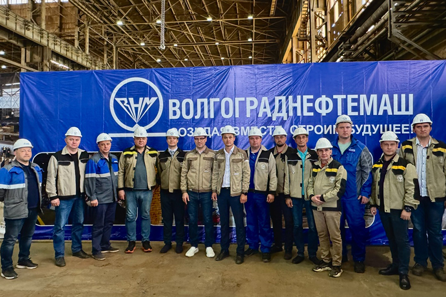 Заместитель главного инженера ООО «Газпром инвест» посетил производство ОАО «Волгограднефтемаш»