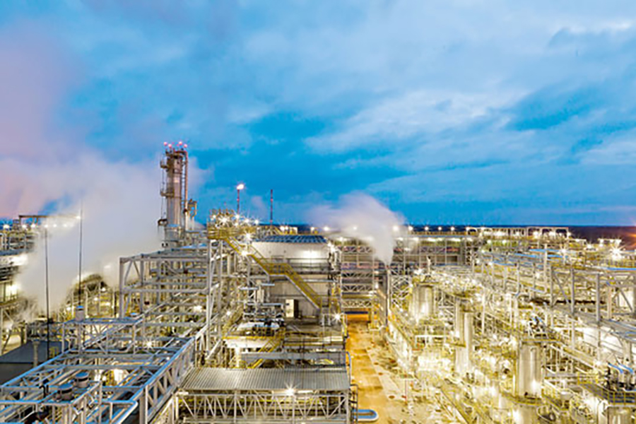 Компания «КРУГ» поставила комплексную систему АСУ ТП установки производства серной кислоты крупного НПЗ России