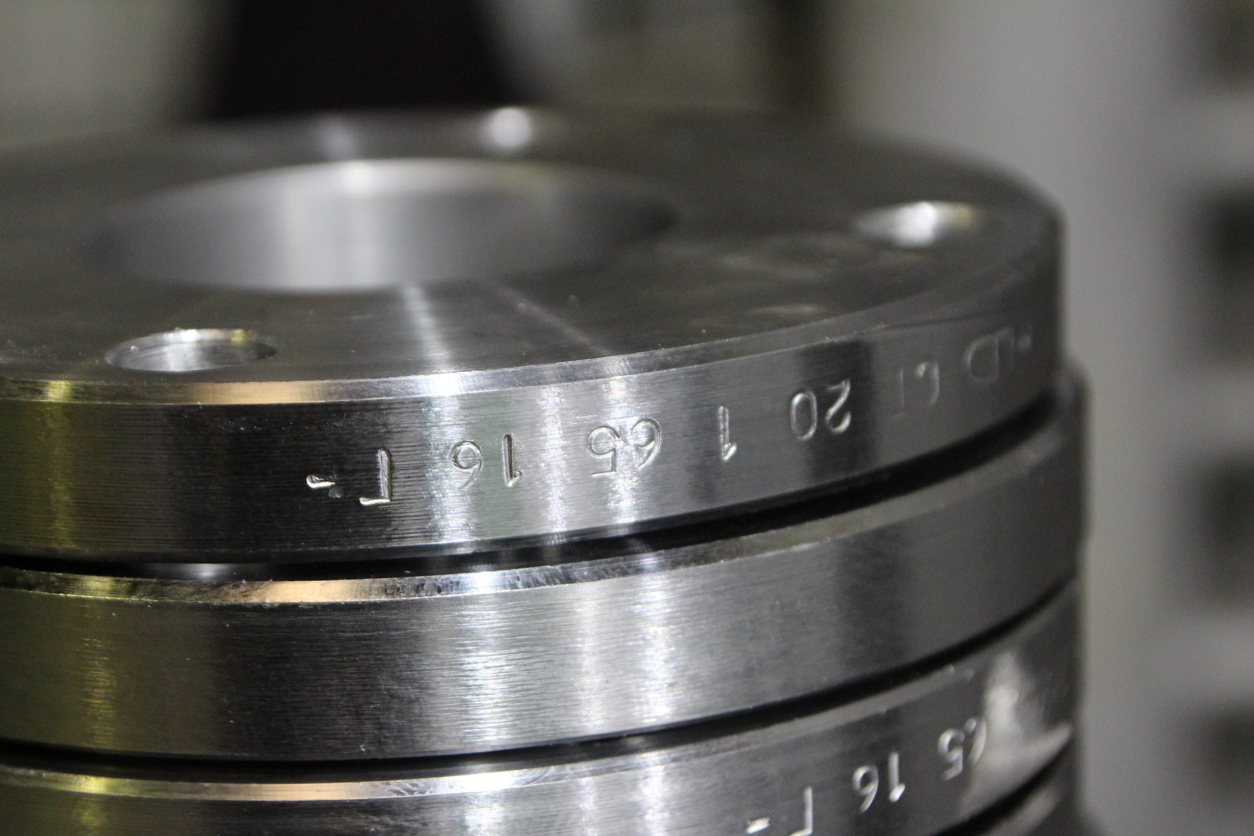 Фото недели: ООО &laquo;Челябинский фланцевый завод&raquo; начало производство стальных фланцев 250 и 300 диаметра