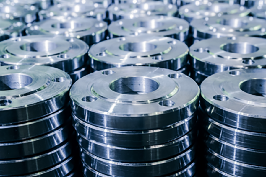 Фото недели: ООО &laquo;Челябинский фланцевый завод&raquo; начало производство стальных фланцев 250 и 300 диаметра