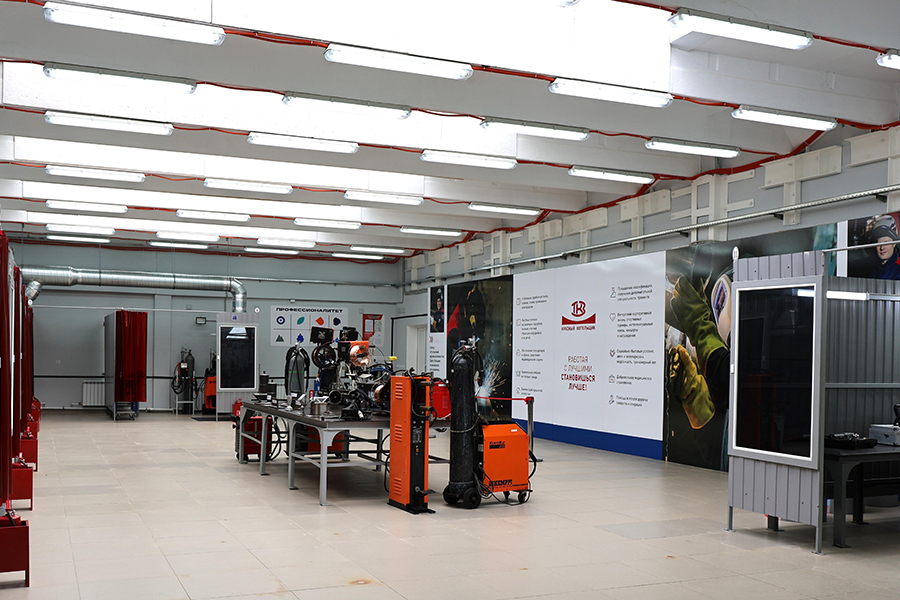 ТКЗ &laquo;Красный котельщик&raquo; создал сварочную лабораторию на базе Таганрогского механического колледжа