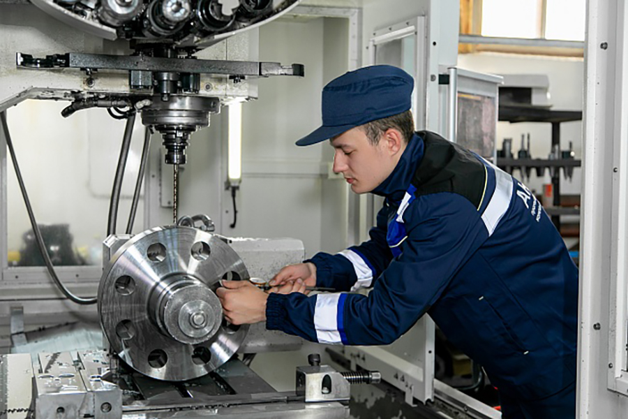 Компания «Анеко» разработала комплекс для предотвращения аварий на нефтегазовых месторождениях