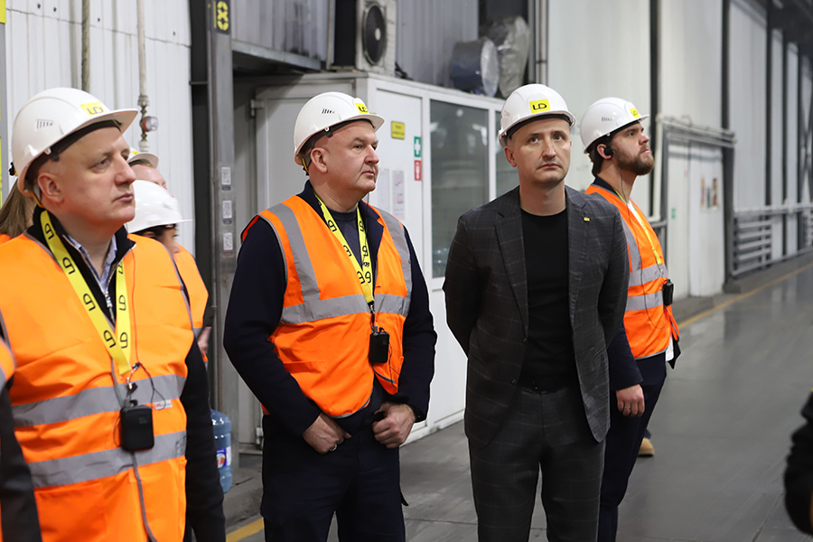 Фото недели: на производственной площадке ГК LD побывали депутаты Челябинской городской Думы