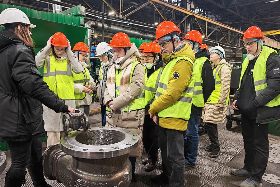 На производственной площадке МЗТА побывали школьники и студенты Муромского института