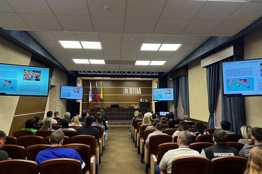 На предприятии «ПТПА» состоялась итоговая защита проектных инициатив