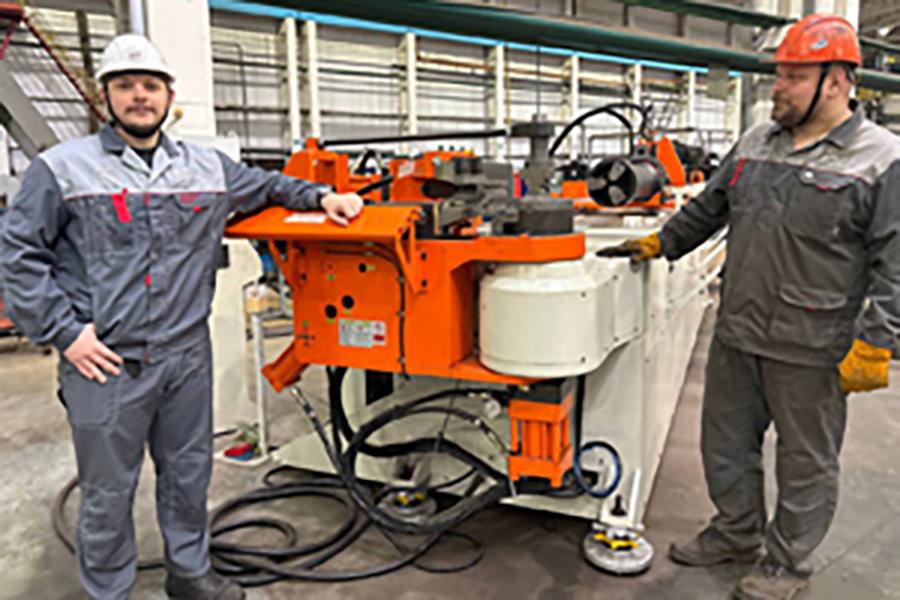 На производстве ООО «Белэнергомаш – БЗЭМ» введен в работу новый трубогибочный станок CNC 100TSR-RBF