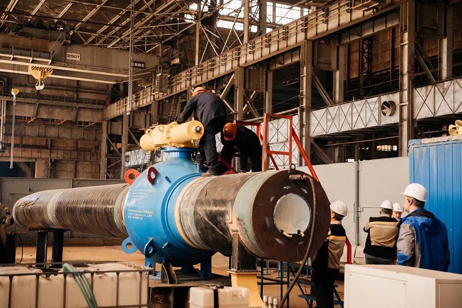 Фото недели: ОАО «Волгограднефтемаш» провело испытания экспериментального комплекса сверхвысокочастотной осушки трубопроводов
