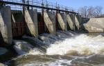 Работники «Тамбовского водного хозяйства» ремонтируют гидротехнические сооружения