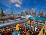 «ЗапСибНефтехим» заключил 136 договоров с российскими предприятиями по поставке стройматериалов и оборудования