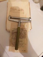 Re: Кто узнает производителей? / Клейма. Произ-ль неизвестен. ,,башня,,. Сырорезка. Фото3. (продавец из Рязани) У Лилу 1 с meshok.net.jpg
134.13 КБ, Просмотров: 51297
