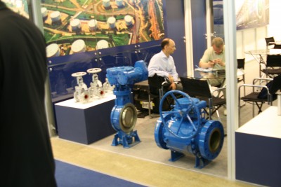 В Московском Экспоцентре открылась Нефть и Газ - MIOGE-2011 / IMG_2527.JPG
3.16 МБ, Просмотров: 53687