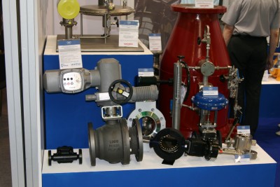 В Московском Экспоцентре открылась Нефть и Газ - MIOGE-2011 / IMG_2565.JPG
3.4 МБ, Просмотров: 44727