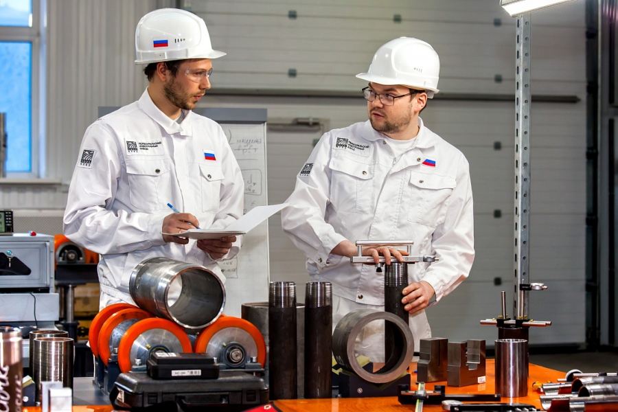 Работники «ПНТЗ» и «ЧТПЗ» проходят обучение в рамках программы развития талантов «Сила Белой металлургии»