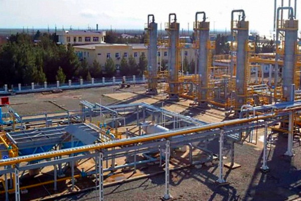 В Шуртанском нефтегазодобывающем управлении обновляется трубопроводная арматура и другое оборудование