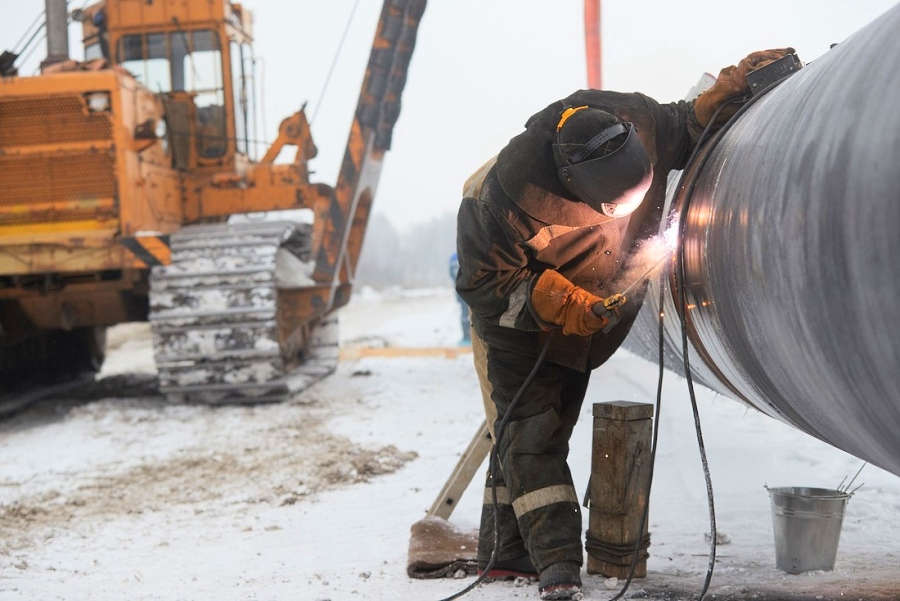 В «Газпром трансгаз Екатеринбург» проведен ремонт подводных переходов МГ Бухара – Урал»