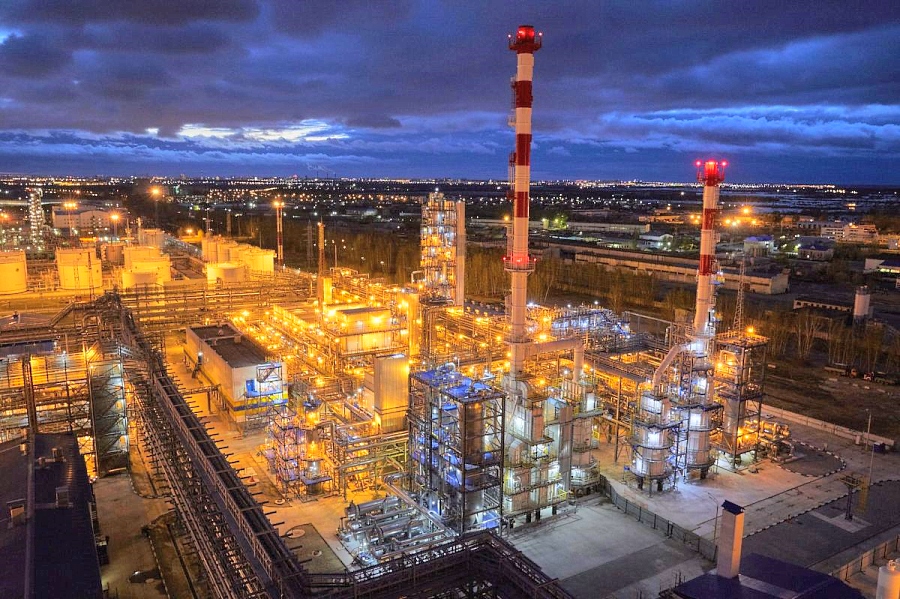 «САФМАР» планирует направить более 100 млрд рублей на развитие Орского и Афипского нефтеперерабатывающих заводов