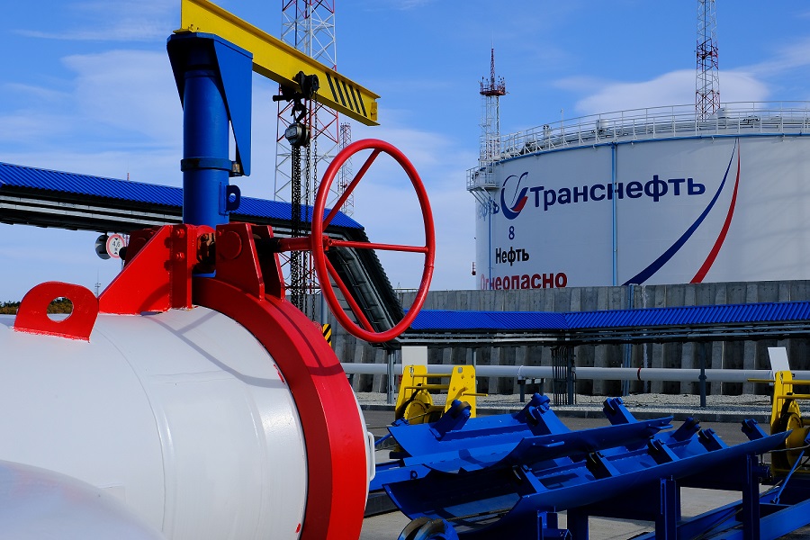 «Черномортранснефть» заменила трубопроводы, задвижки и оборудование на резервуарах